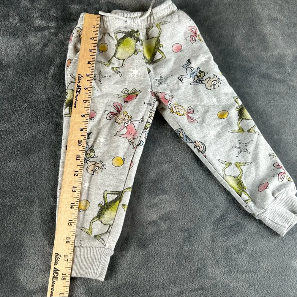 The Grinch 2 Piece‎ Sweat Suit Baby Toddler 2T Joggers & Crewneck Gray